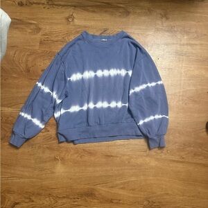 GAP Blue and White Tie-Dye Crewneck Sweatshirt